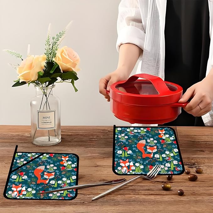 Cute Fox and Flower Pot Holders Set of 2,Kitchen Heat Resistant Potholder for BBQ Cooking Baking,Food Hot Pad for Women Men