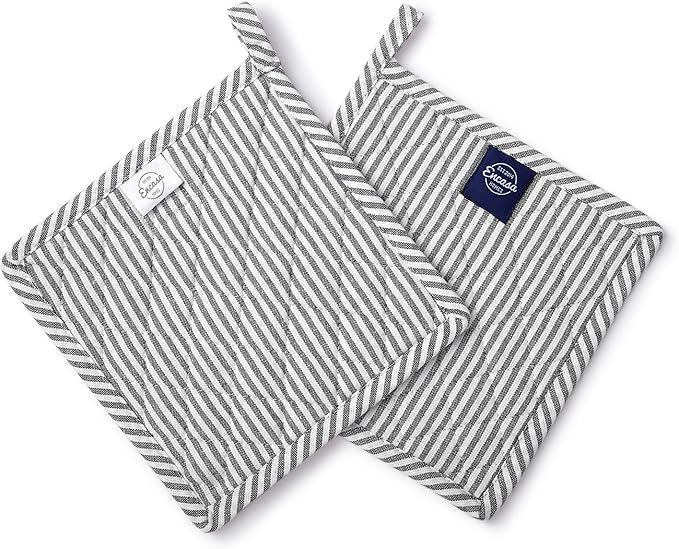 Encasa XO 8 inches Oven Microwave Potholders (2 pc Set) for Kitchen Cooking & Baking - Heat Resistant, Thick & Safe, Protection of Hands from Hot Utensils - Ticking Black