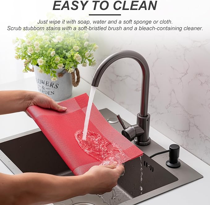 CADONO Placemats Set of 6 Washable Indoor/Outdoor Vinyl Place Mats for Dining Table Durable Non-Slip Heat Resistant PVC Weave Table Mats（Four-Corner-Red）