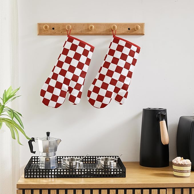 Ohocut Red Checkered Oven Mitts Heat Resistant, Vintage Retro Checkerboard Cute Oven Mitts, Non-Slip Silicone Kitchen Oven Gloves, 2-Pack Set, 7''x13''