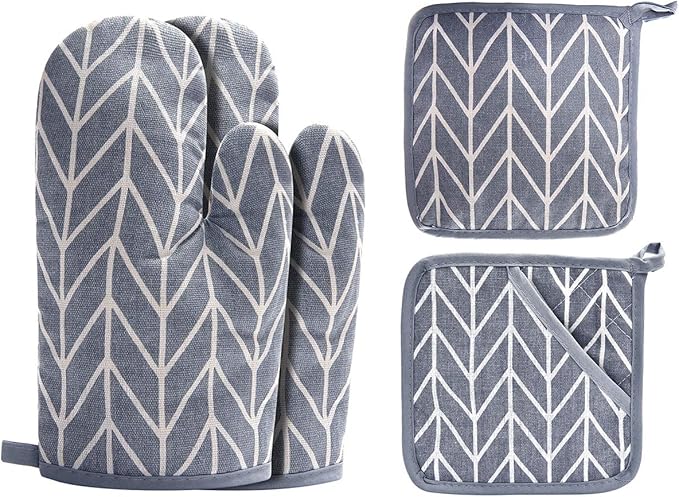 WinChange Oven Mitts and Potholders BBQ Gloves-Oven Mitts and Pot Holders Sets with Recycled Cotton Infill Silicone Non-Slip Cooking Gloves for Cooking Baking Grilling (4-Piece Set,Grey)