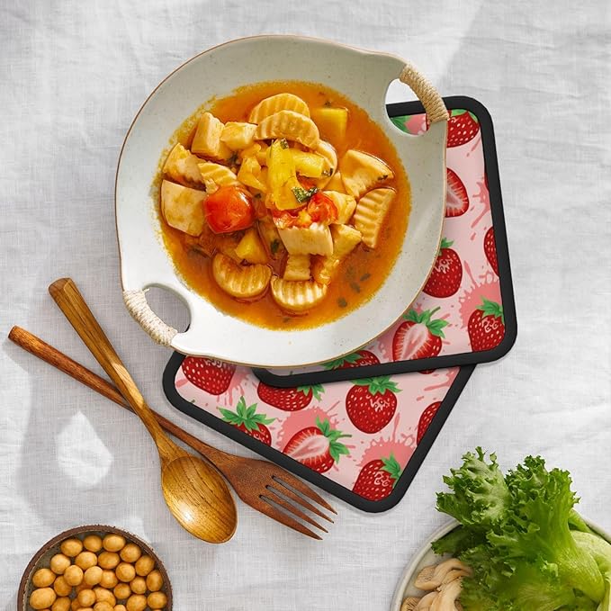 Cute Pink Cartoon Strawberry Pot Holders 2 PCS,Kitchen Heat Resistant Hot Pads for Cooking Grilling Baking BBQ, Pot Holders for Women Cook Home Microwave