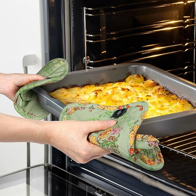 BONTHEE Pot Holders for Kitchen Heat Resistant Hot Pads for Countertops Oven Pot Holders Cotton Potholders for Kitchen Cooking Baking (Sweet Flowers)