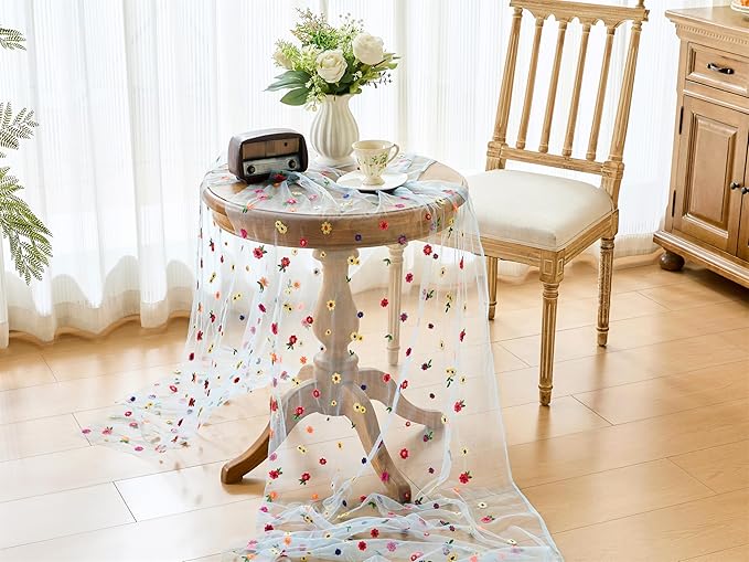 YATOJUZI Sky Blue Table Runner Embroidery Daisy Summer Floral Decorations Seasonal Tulle Dining Table Runners for Home Kitchen Decor Wedding Shower Party