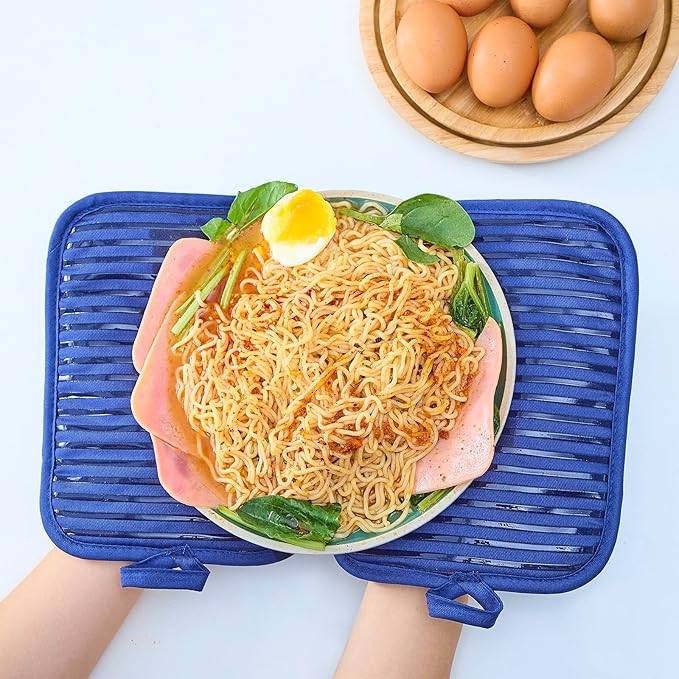 Kitchen Everyday Basic Pot Holder Heat Resistant Coaster Soft Silicone Water Resistant Pot Holder Set Oven Mitts with Pocket, 2 Piece Set, 7"x9" Dark Blue