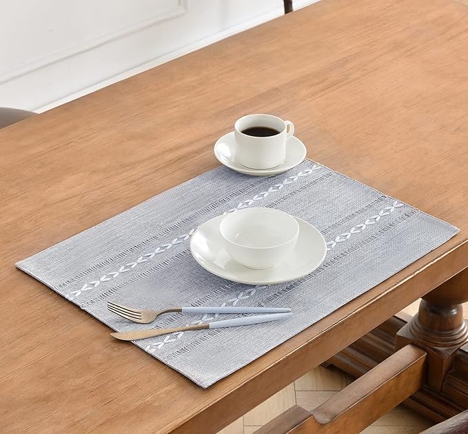 Wracra Cotton Linen Placemats, 12 x 18 Inch Set of 4 Fete Placemats Rustic Hemstitch Place Mats for Kitchen Table and Heat Resistant-Grey