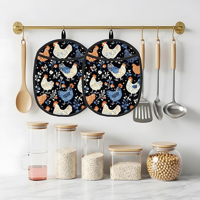 Chicken Silicone Pot Holders Set of 2, Heat Resistant up to 500°F, Non-Slip Kitchen Hot Pads with Pocket and Soft Quilted Cotton Lining for Baking, Cooking and Hot Pots
