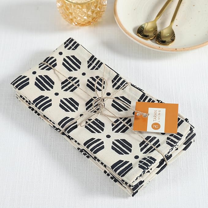 TARAN LIVING Cotton Cloth Napkins Reusable Fall Dinner Christmas Napkin Set Machine Washable Dish Cloth for New Year Gift, Home Decor - Black & Off White, 18"x18" - Set of 4