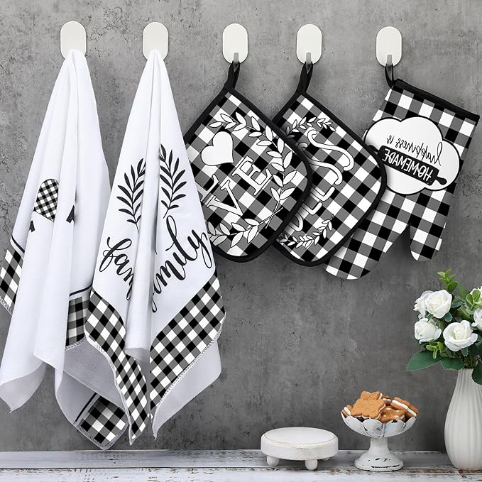 5 Pieces Buffalo Plaid Kitchen Towels Oven Mitts and Pot Holder Set Black and White Kitchen Towels Oven Gloves, Hot Pads Pot Holders for Farm House Accessories Decor(Heart)