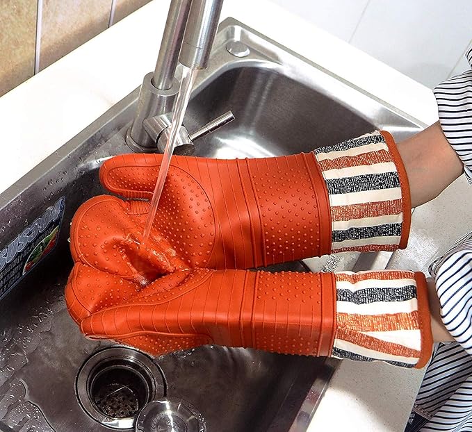 RED LMLDETA Heat Resistant 550 Degree Oven mitt, Silicone Oven Hot Mitts - 1 Pair, Extra Long Professional Baking Oven Gloves - Food Safe,Pot Holders Cooking,Grilling,Kitchen (Tangerine Mittens)