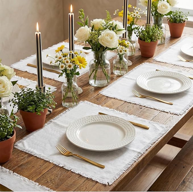 17 X 17 Inches White Placemats Set of 2 Table Mats Set of 2, Farmhouse Cotton Linen Place Mats Home Kitchen Decor Placemats Dining Table for Wedding, Anniversary, Daily Use Washable Easy Clean