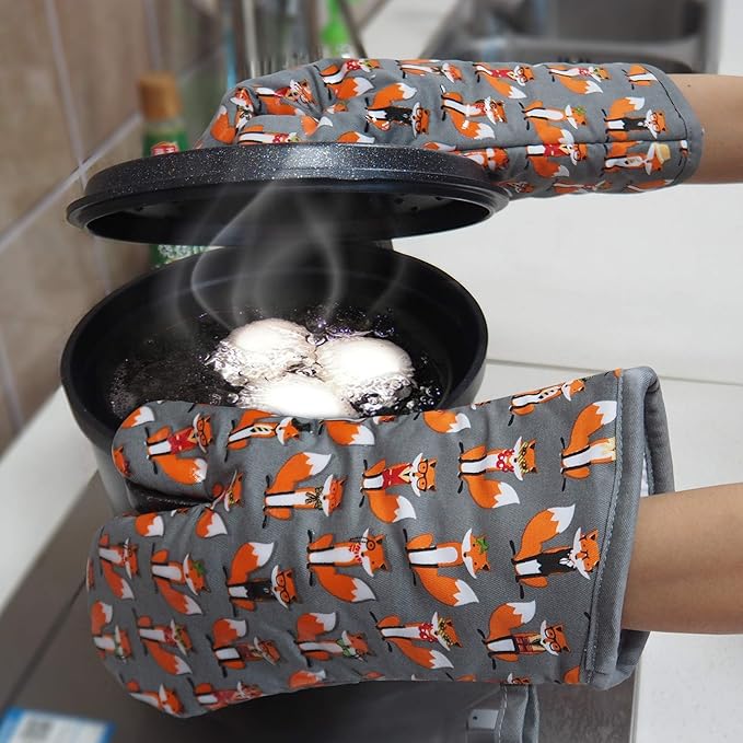 Oven Mitts Gloves 1 Pair Heat Resistant 480 ℉ Non Slip Clear Silicone Printed Fox Comfortable Cotton Lining Kitchen Women Men Cooking Baking Barbecue Machine Washable (Fox, Gray Mittens)