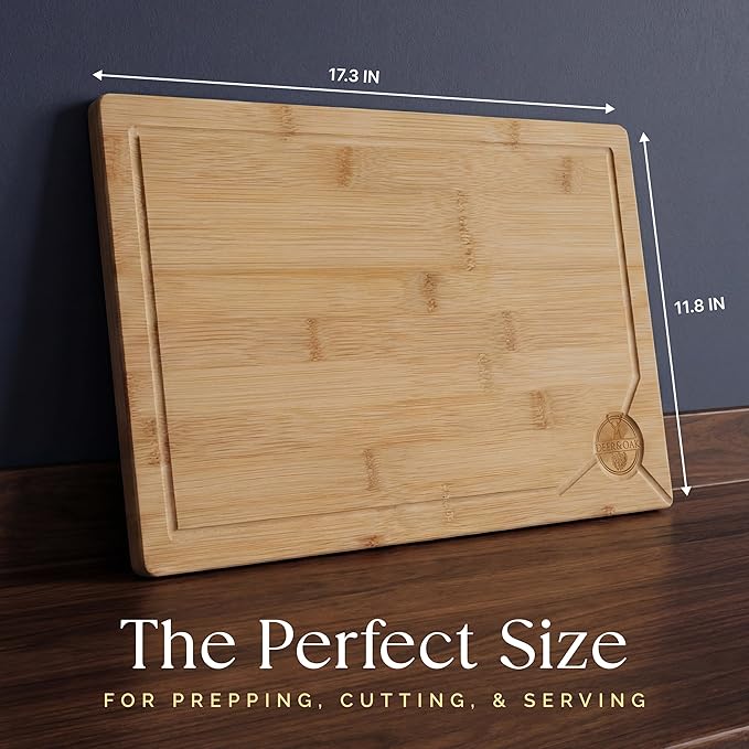 Deer & Oak Premium Extra Large Bamboo Cutting Board - 17.3" x 11.8" x 0.8" Wooden Chopping Board for Meat and Vegetables, Pre-Oiled, Water Resistant, Knife Friendly