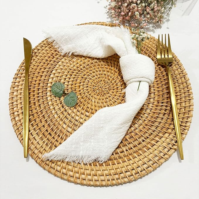 24Pack White Cloth Napkins 17x17Inch White Napkins Cloth with Fringe Soft Cotton Cloth Napkins Washable Rustic Dinner Napkins Cloth for Wedding Party Dinner Table