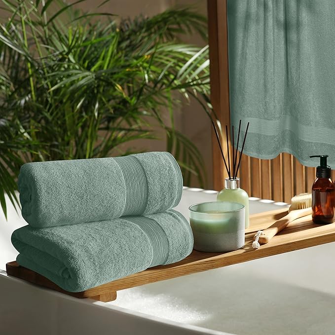 Belizzi Home 4 Pack Bath Towel Set 27x54, 100% Ring Spun Cotton, Ultra Soft Highly Absorbent Machine Washable Hotel Spa Quality Bath Towels for Bathroom, 4 Bath Towels - Jade