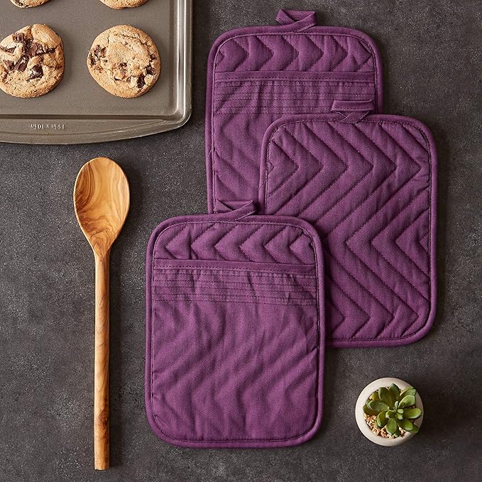 DII Heat Resistant Quilted Cotton Pot Holder Set, Designed with Space to Personalize Allowing a Customized Design, 7x9, Eggplant, 3 Count