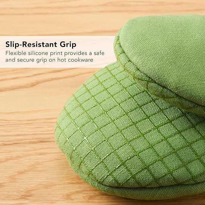 KITCHENAID Gourmet Series Gridlines Mini Oven Mitts 2-Pack Set, Heat Resistant up to 600°F, Soft Silicone Grip, Magnetic Cuff, Matcha Green, 5.5"x9"