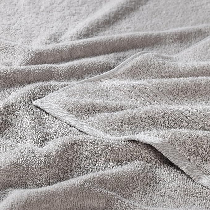 Superior Egyptian Cotton 3-Piece Towel Set, Basic Towels For Bathroom, Home Decor, Guest Bath, Shower, Apartment, Included 1 Face, 1 Hand, 1 Bath Towel, Washcloth, Quick Dry, Silver