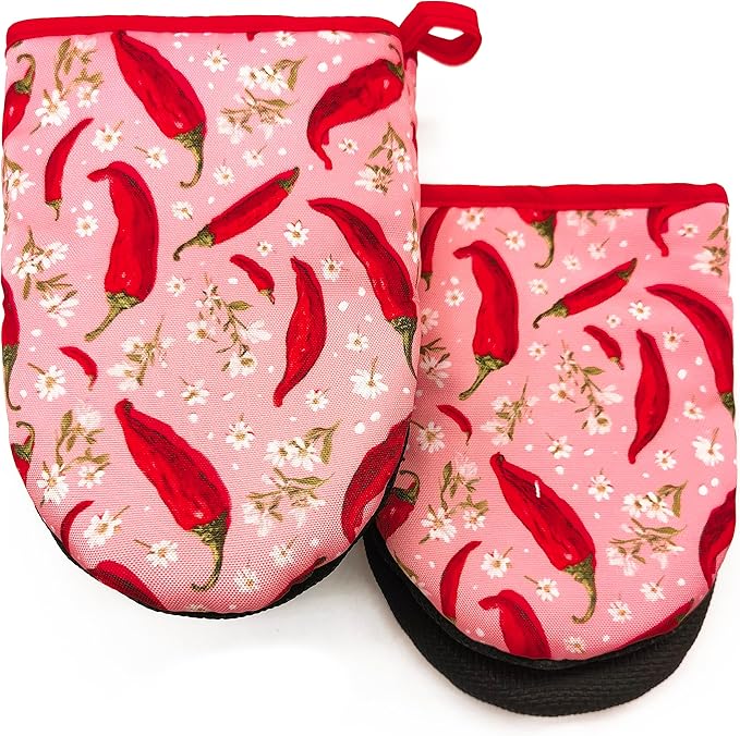 Hot Peppers Oven Mitts, Funny Chili High Heat Resistant Kitchen Oven Gloves, Mini Silicone Oven Mitts, Non-Slip Grip Surfaces and Hanging Loop for Grilling, Baking, Cooking and Microwave, Gift