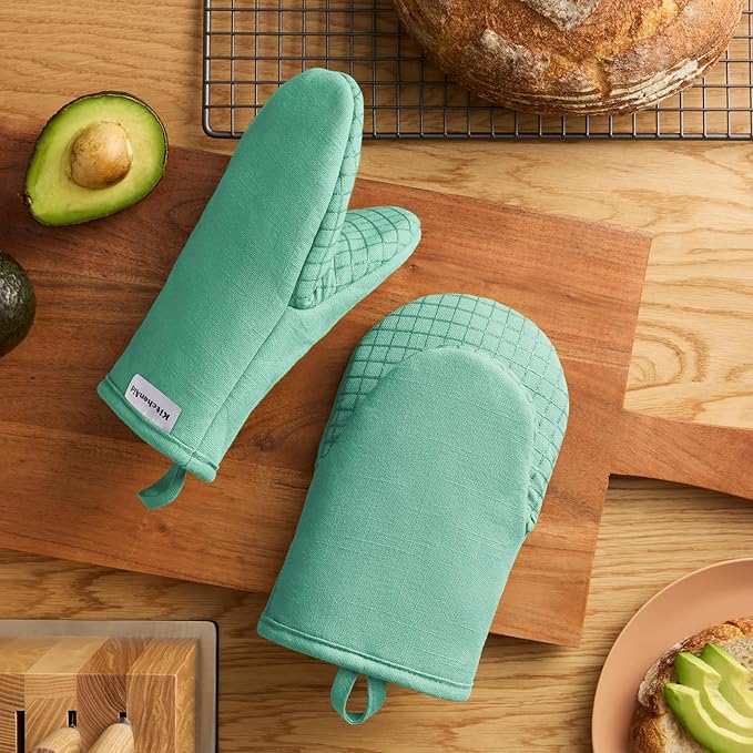 KITCHENAID Gourmet Series Gridlines Mini Oven Mitts 2-Pack Set, Heat Resistant up to 600°F, Soft Silicone Grip, Magnetic Cuff, Color of The Year, Spearmint, 5.5"x9"