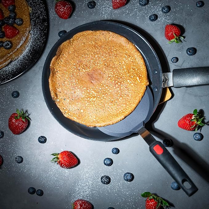 Wide Silicone Pancake Spatula – Large Heat-Resistant Turner for Cooking | Nonstick Safe | Stainless-Steel Reinforced Core & Easy-Grip Handle