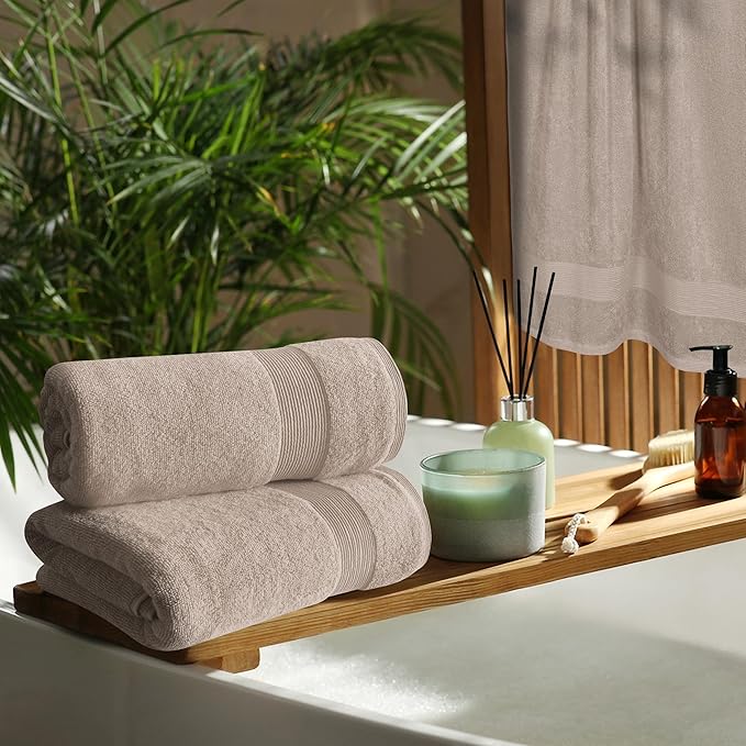 Belizzi Home 4 Pack Bath Towel Set 27x54, 100% Ring Spun Cotton, Ultra Soft Highly Absorbent Machine Washable Hotel Spa Quality Bath Towels for Bathroom, 4 Bath Towels Tan
