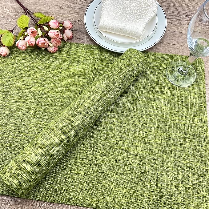 Weabetfu Cloth Placemats Set of 6 Heat Resistant Dining Table Placemmats Cotton Linen Machine Washable Kitchen Table Mats Wrinkle Free Thick Fabric Place Mats,Easy to Clean,13" x 19" Grass Green