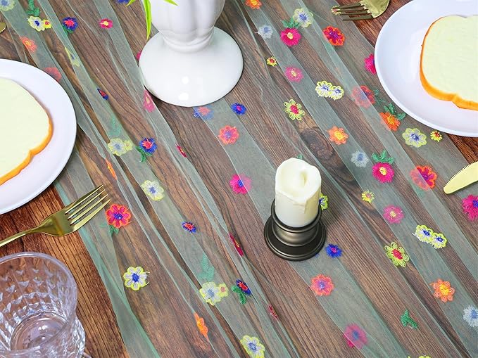 YATOJUZI Green Table Runner Embroidery Daisy Summer Floral Decorations Seasonal Tulle Dining Table Runners for Home Kitchen Decor Wedding Shower Party