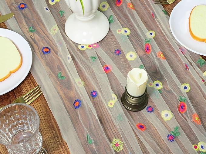 YATOJUZI Champagne Table Runner Embroidery Daisy Summer Floral Decorations Seasonal Tulle Dining Table Runners for Home Kitchen Decor Wedding Shower Party
