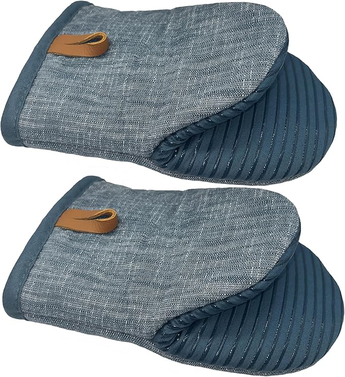 Mini Oven Mitts 1 Pair, Silicone Short Oven Mitts Heat Resistant up to 500°F, Non-Slip Grip Surfaces and Hanging Loop Gloves for Kitchen Cooking Baking Barbecue (Blue)