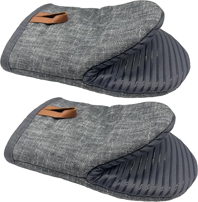 Mini Oven Mitts 1 Pair, Silicone Short Oven Mitts Heat Resistant up to 500°F, Non-Slip Grip Surfaces and Hanging Loop Gloves for Kitchen Cooking Baking Barbecue (Gray)