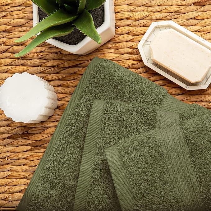 SUPERIOR Egyptian Cotton Pile 3 Piece Towel Set, Includes 1 Bath, 1 Hand, 1 Face Towel/Washcloth, Ultra Soft Luxury Towels, Thick Plush Essentials, Guest Bath, Spa, Hotel Bathroom, Forest Green