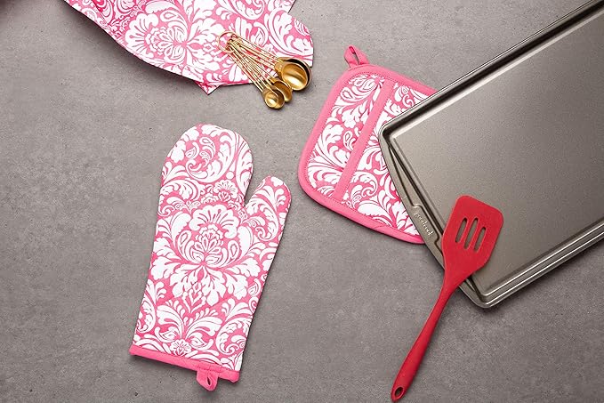 DII Quilted Kitchen Oven Mitt & Potholder Set, Hanging Loop for Convenient Storage, OM 6.5x12/PH 8x8.5, Pink Damask Print, 2 Piece