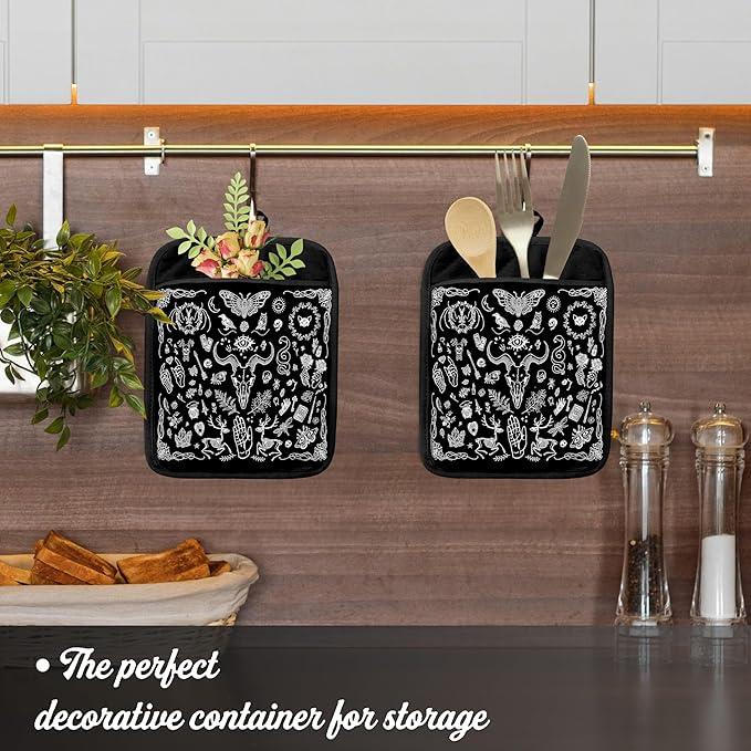Gothic Witchy Skull Pot Holders with Pockets, Witchy Gifts, Goth Black Pot Holders Heat Resistant Oven Mitts Hot Pads for Kitchen Baking Cooking,Potholders for Kitchens
