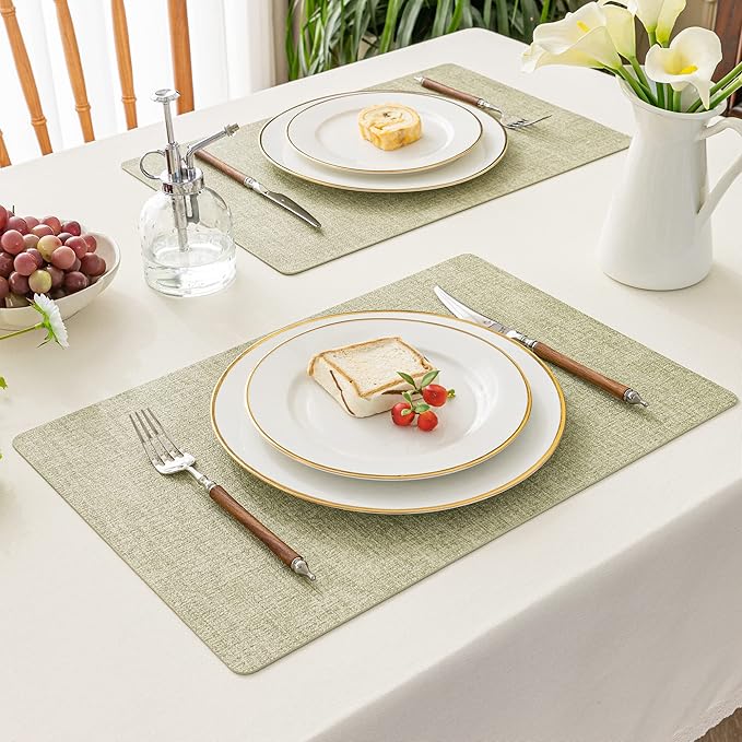 Romanstile Vinyl Placemats Set of 8-12 X 17 Inch - Faux Leather 100% Waterproof Oil-Proof Wipeable Place Mats, Heat Resistant Reversible PU Table Mats for Kitchen Dining Party Outdoor, Grass Green