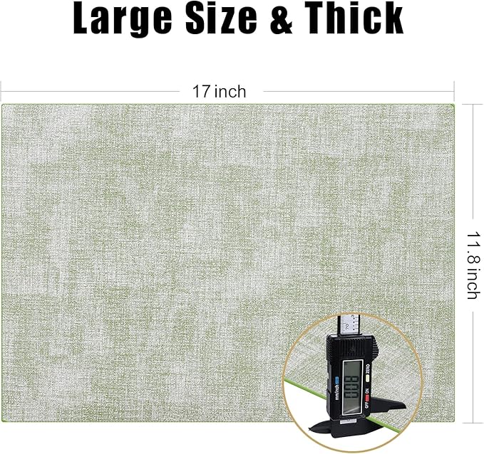Homaxy Faux Leather Heat Resistant Placemats for Dining Table Set of 8, Waterproof Wipeable Washable PU Table Mats, Easy to Clean Anti-Slip Place Mats, 11.8" x 17", Grass Green