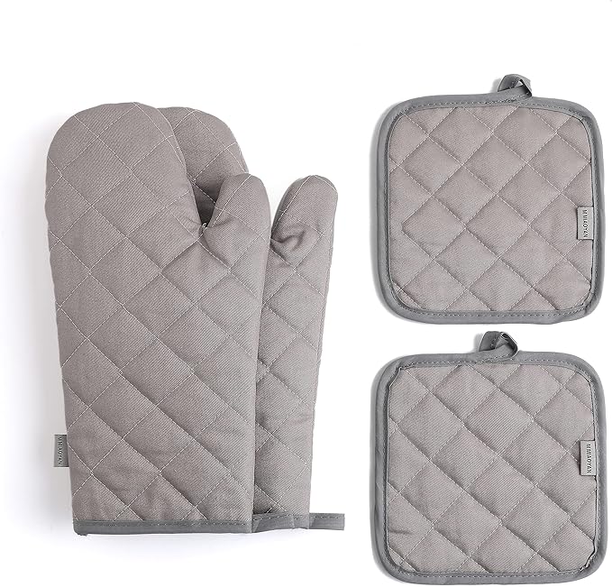 Oven Mitts and Pot Holders 4 pcs Set,High Heat Resistant 500 Degree Extra Thicken Long Kitchen Cotton Oven Glove for Cooking (12 Inch,Grey)