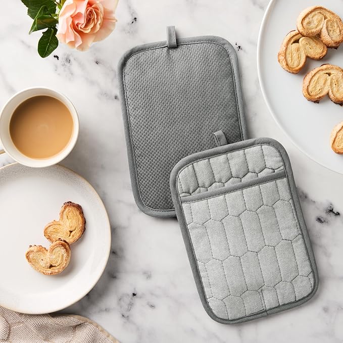 MARTHA STEWART Honeycomb Quilted Chambray Pot Holder 2-Pack Set, 100% Cotton, Flexible Non-Slip Silicone Grip, Heat Resistant, Grey, 7"X10"