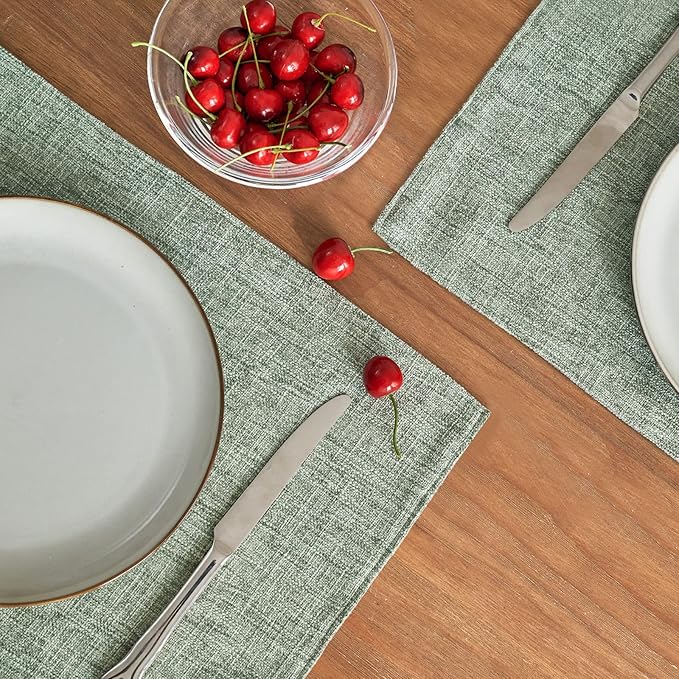 JINCHAN Cloth Placemats Set of 4 Faux Linen Place Mats Burlap Textured Fabric Table Mats Farmhouse Placemats for Dining Home Decor Double Layer Tablemats 13x19 Inch Heathered Green