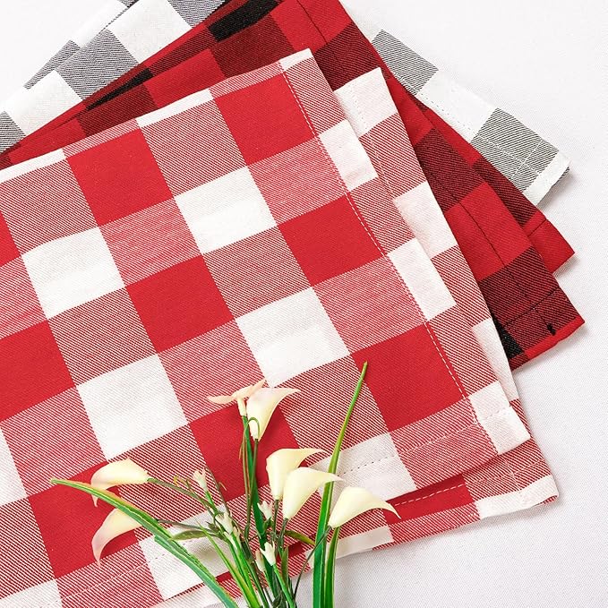 DUOBAO 4 Pack Buffalo Plaid Placemats 12x18 Inch:Checkered Table Mats for Holiday, Weddings & Farmhouse Decor (Red and White Textured Kitchen Accessories)