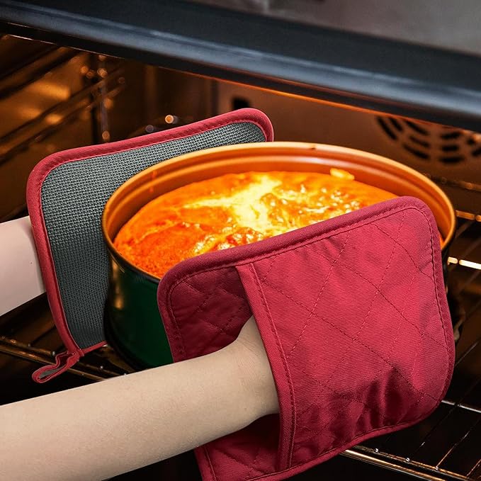 2Pcs Cotton and Neoprene Oven Pads Pot Holders with Pocket 8"x8.5" Dual-Function Hot Pad Set for Finger Hand Wrist Protection Heat Resistant to 428°F,Red