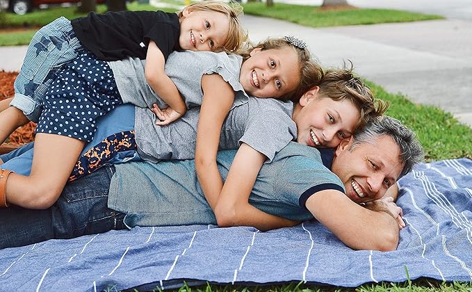 Bersuse Towels Anatolia XL Beach Blanket Throw Blanket Turkish Towel 100% Cotton Extra-Large Quick-Dry Lightweight Premium Peshtemal Towel - 61x82 Inches, Dark Blue