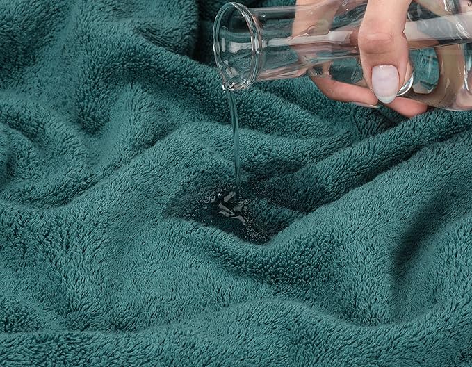 American Soft Linen Premium 3 Piece Towel Set, 1 Bath Towel 1 Hand Towel 1 Washcloth, 600 GSM 100% Cotton Turkish Towels for Bathroom, Teal Towel Set