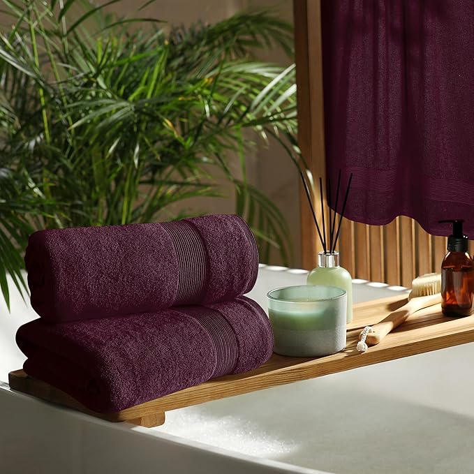 Belizzi Home 4 Pack Bath Towel Set 27x54, 100% Ring Spun Cotton, Ultra Soft Highly Absorbent Machine Washable Hotel Spa Quality Bath Towels for Bathroom, 4 Bath Towels Burgundy