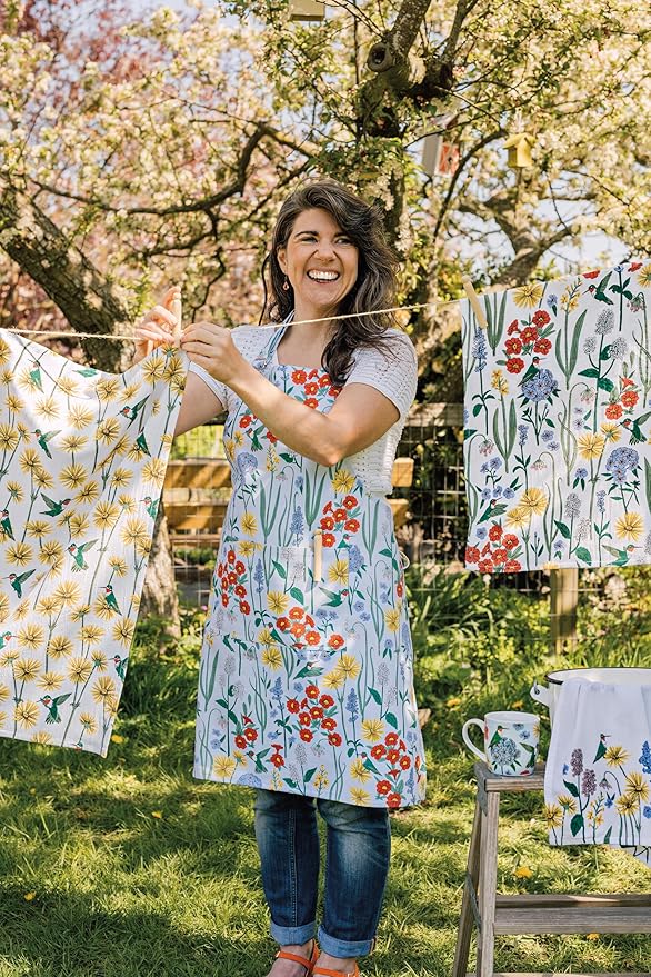 Now Designs Hummingbird Chef Apron, Adjustable Neck Strap, 100% Cotton, W28 x L32in, Floral Design