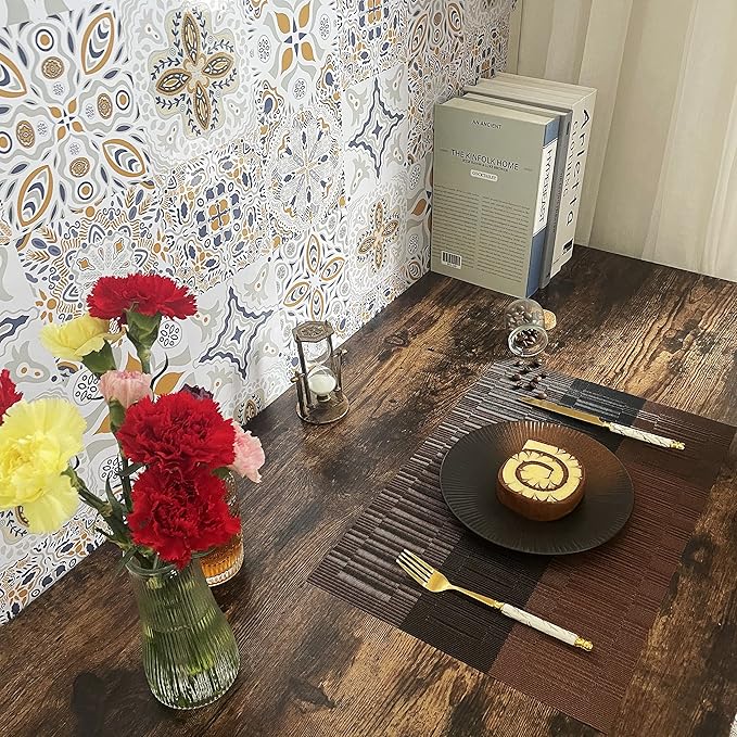 HeloHo Brown Black Placemats Set of 4 Washable Place Mats Vinyl Woven Table Mats Wipeable Placemat for Kitchen Dining Table Decoration Indoor Outdoor
